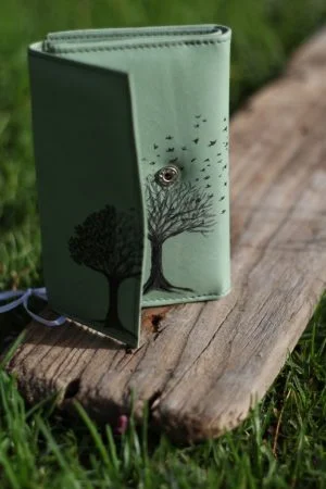 Handpainted leather green wallet, card holder - Image 6